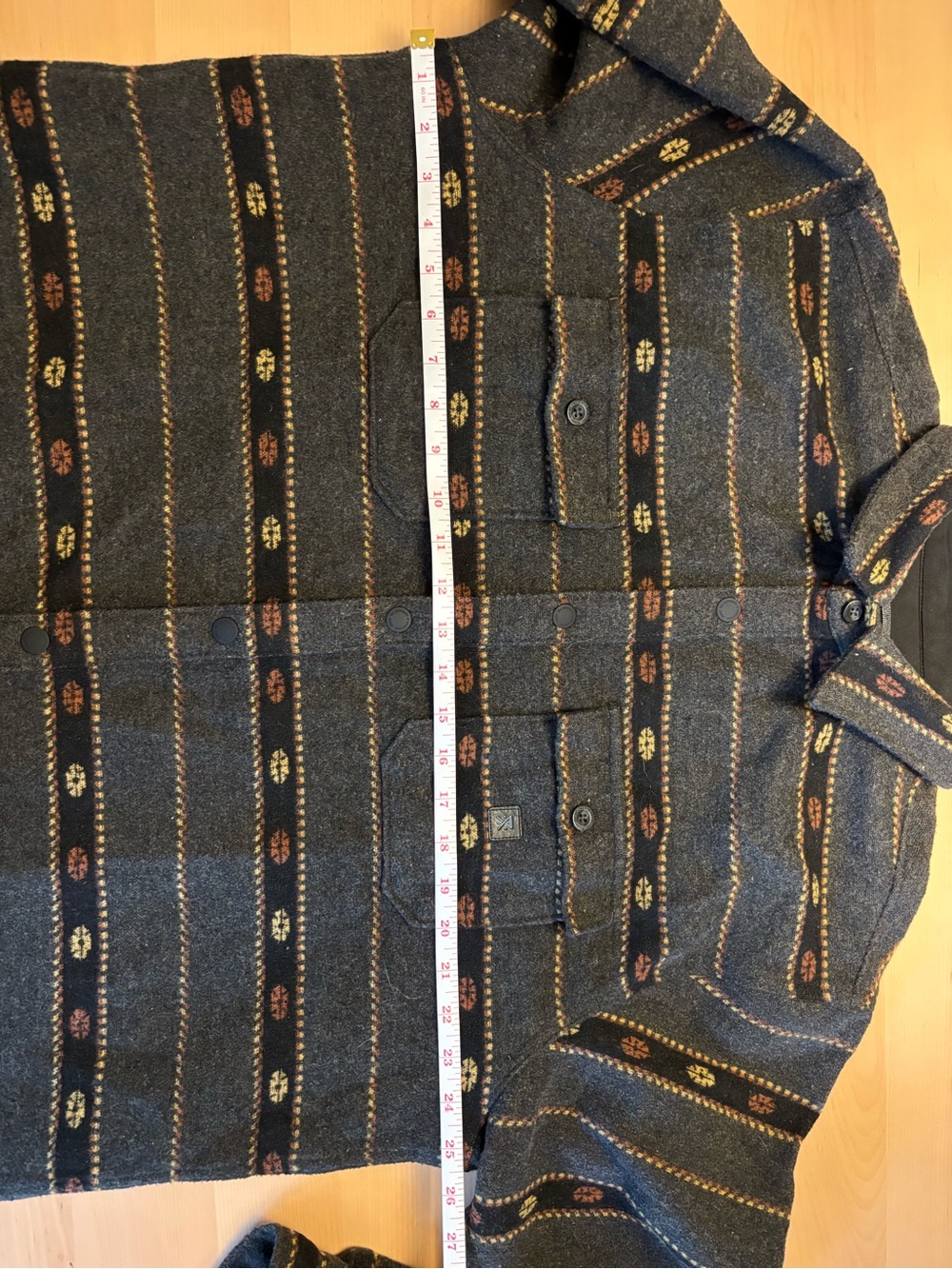 Roark | Patterned Heavyweight Button-Up - Picture 8 of 8